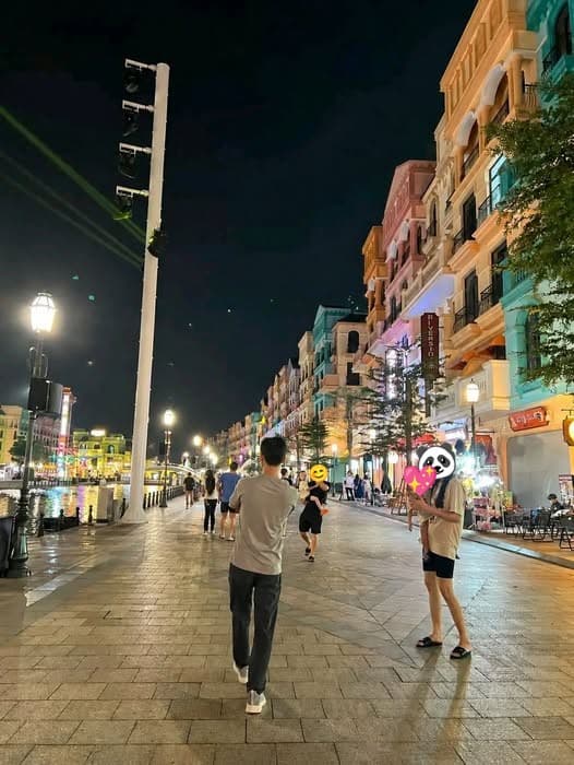 Nam 34 tuổi ở Hà Nội